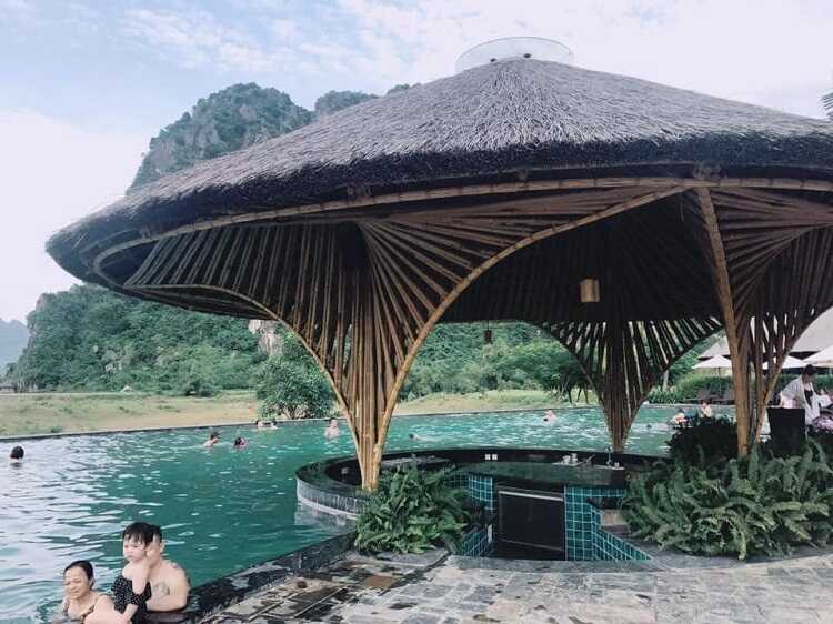 Suối khoáng Kim Bôi, khu du lịch nước nóng nổi tiếng của Hòa Bình