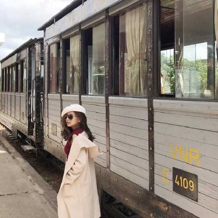 Ga Đà Lạt, nhà ga xe lửa cổ nhưng chụp ảnh check in sống ảo cực đẹp